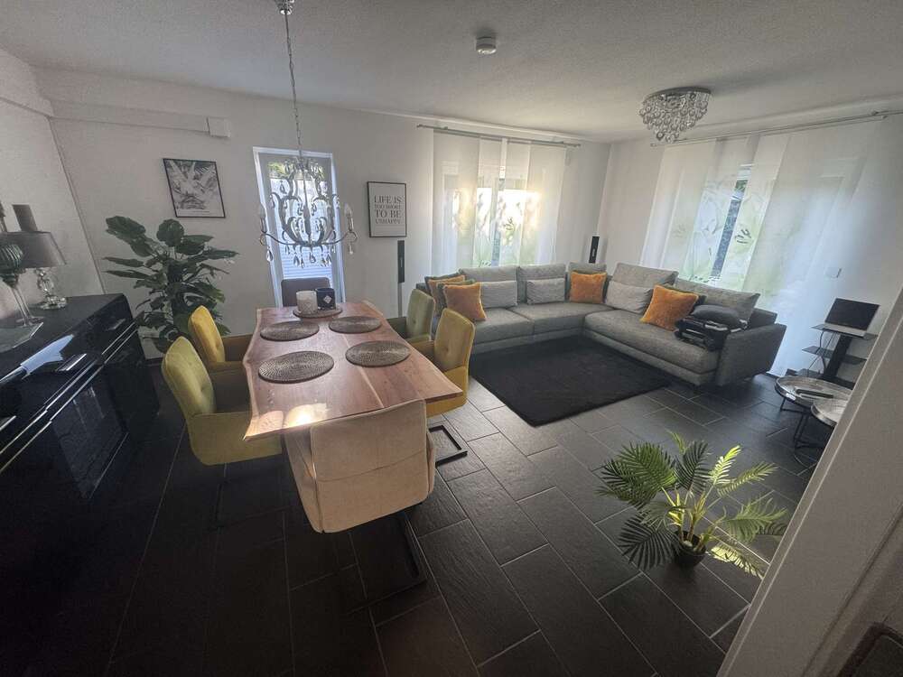 Thumbnail-Haus zum Kaufen in Henstedt-Ulzburg 1.250.000,00 € 217 m²
