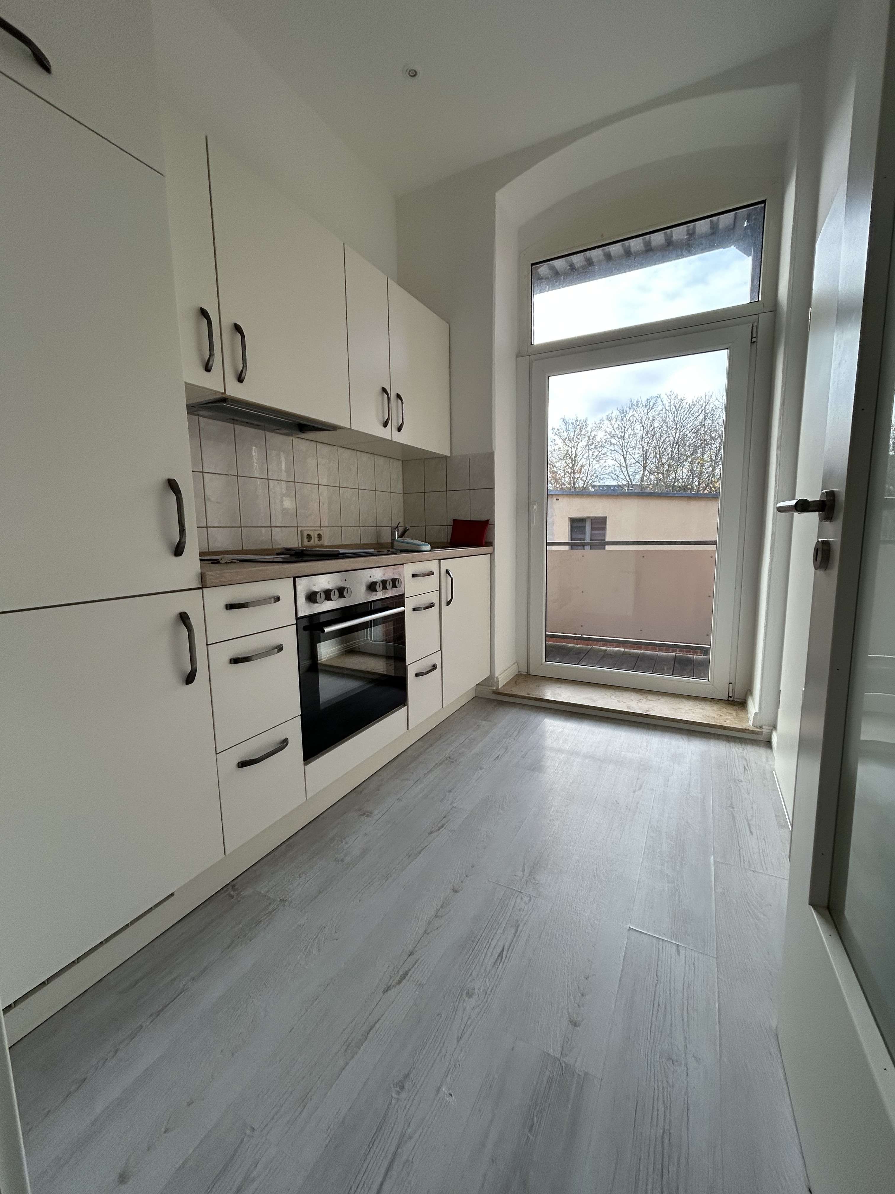 Thumbnail-Wohnung zum Mieten in Zwickau 450,00 € 75.3 m²