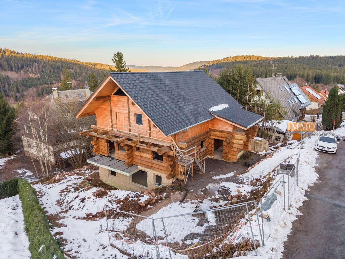 Thumbnail-Haus zum Kaufen in Feldberg (Schwarzwald) 950.000,00 € 360 m²