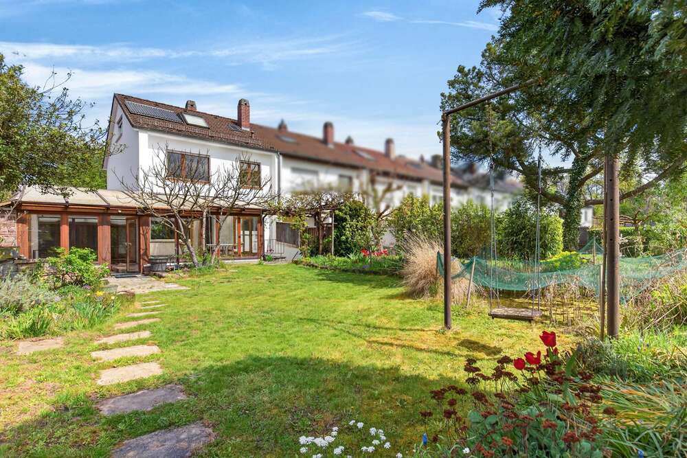 Thumbnail-Haus zum Kaufen in Karlsruhe 849.000,00 € 152 m²