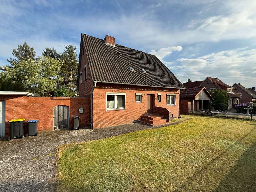 Thumbnail-Haus zum Kaufen in Adendorf 379.000,00 € 155 m²