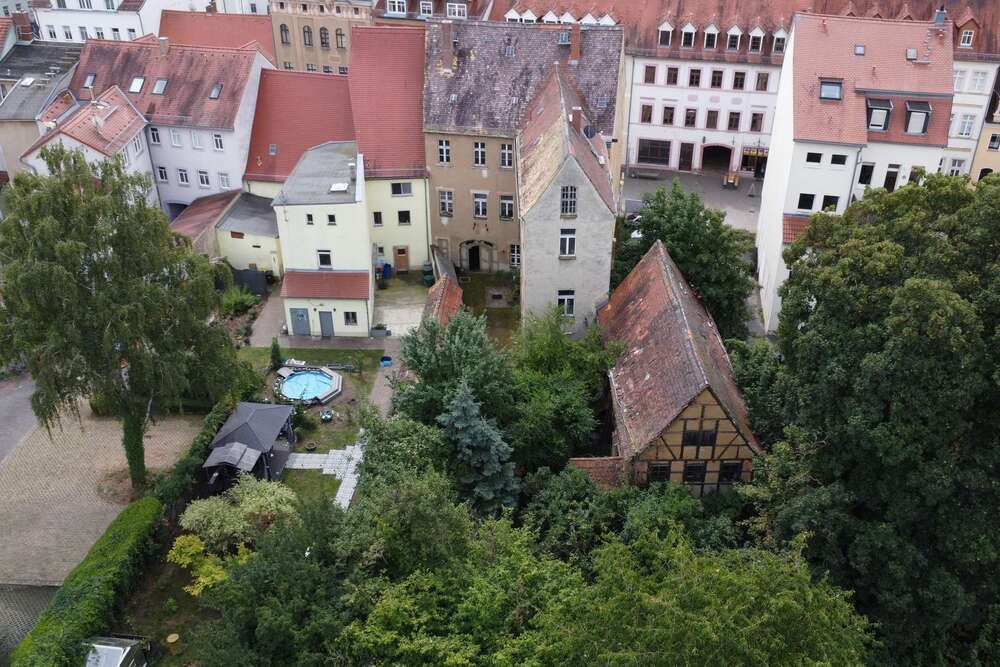 Thumbnail-Haus zum Kaufen in Borna 198.000,00 € 266.86 m²