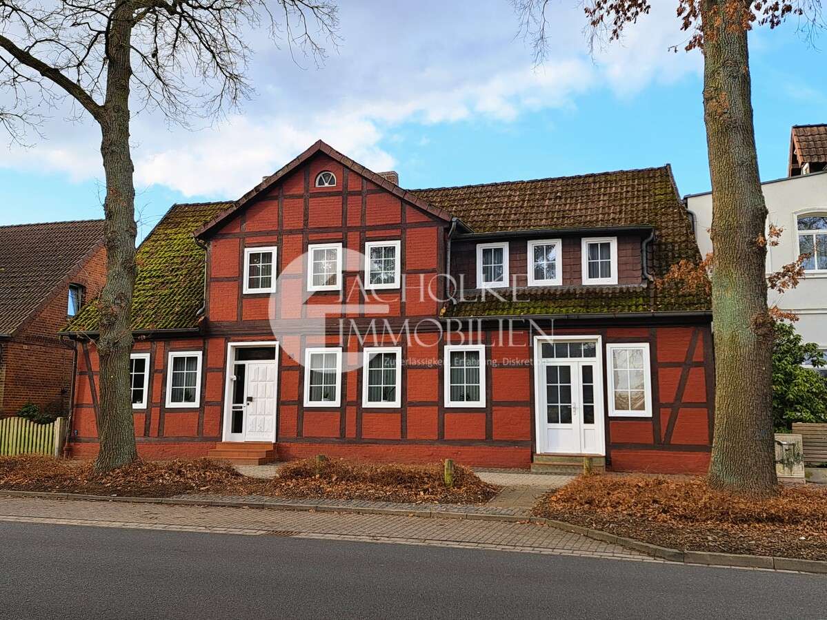 Thumbnail-Haus zum Kaufen in Veerßen 210.000,00 € 214 m²