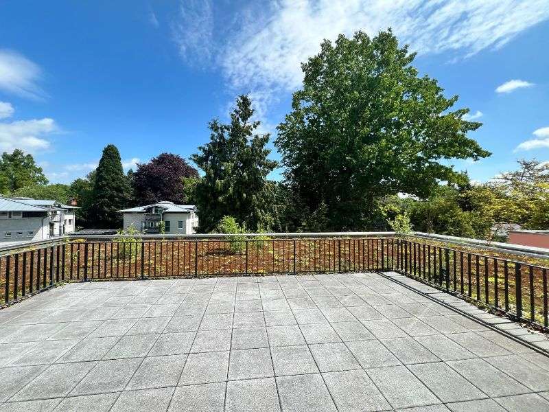 Thumbnail-Wohnung zum Mieten in Braunschweig 1.800,00 € 110.56 m²