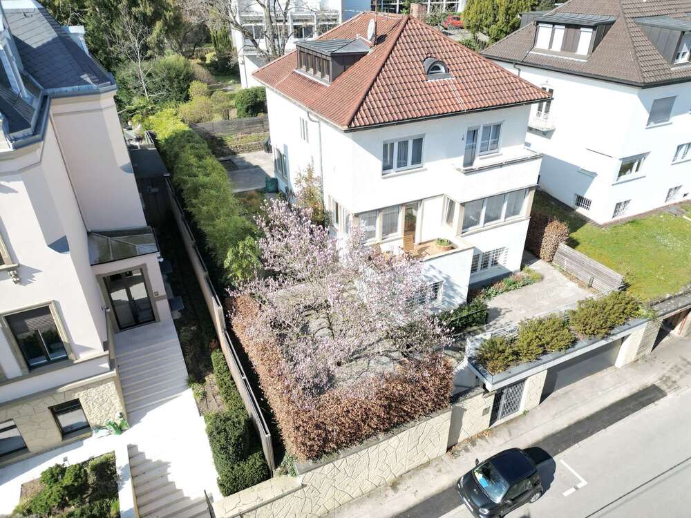 Thumbnail-Haus zum Kaufen in Stuttgart 1.999.000,00 € 230 m²