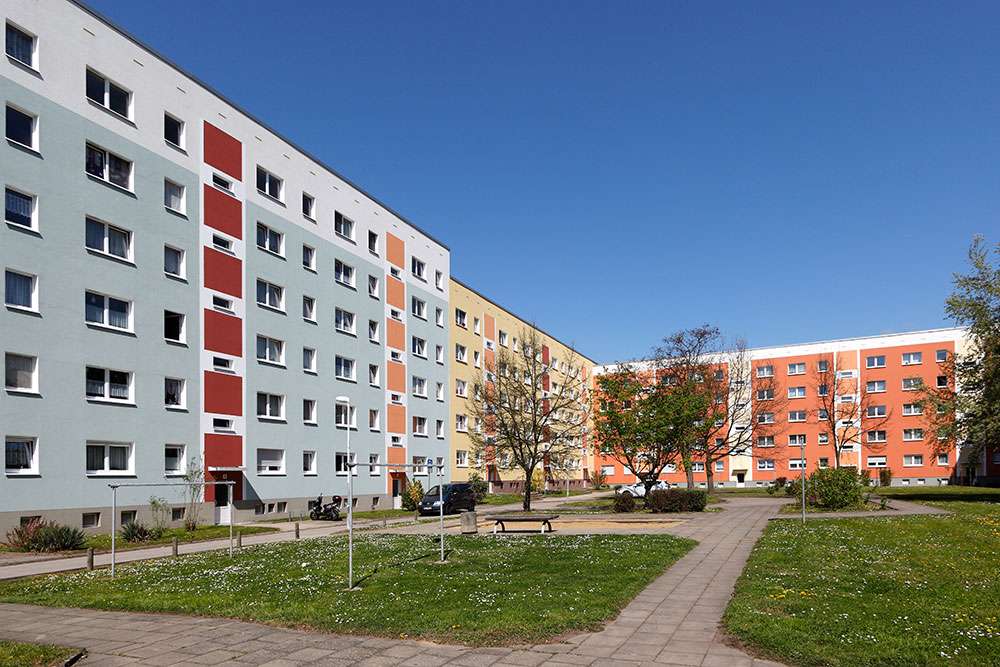 Thumbnail-Wohnung zum Mieten in Halle (Saale) 389,85 € 70.37 m²