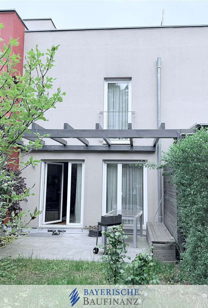 Thumbnail-Haus zum Kaufen in München 900.000,00 € 134 m²