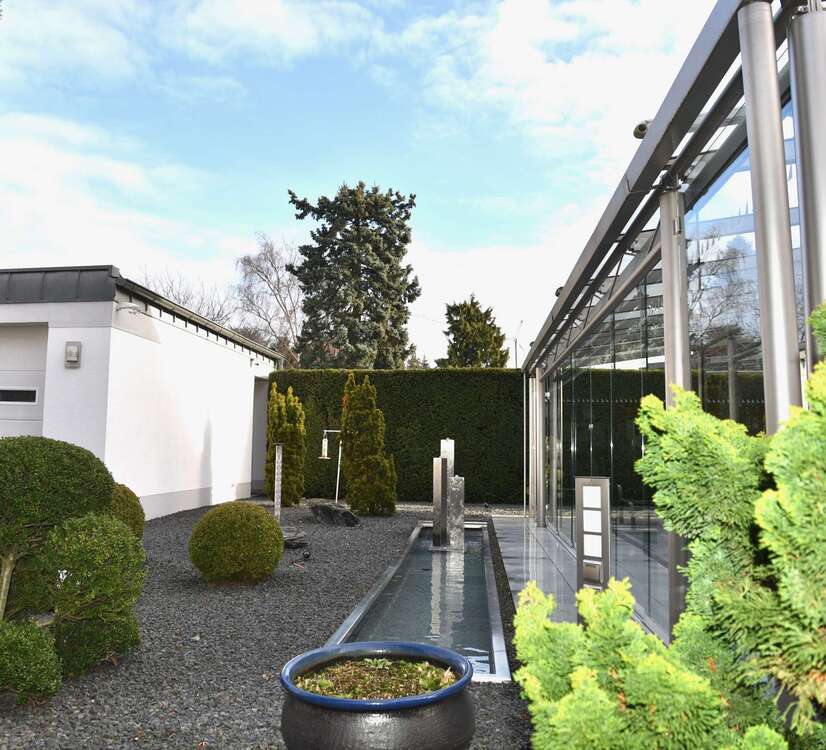 Thumbnail-Haus zum Kaufen in Bergisch Gladbach Lustheide 1.095.000,00 € 189.36 m²