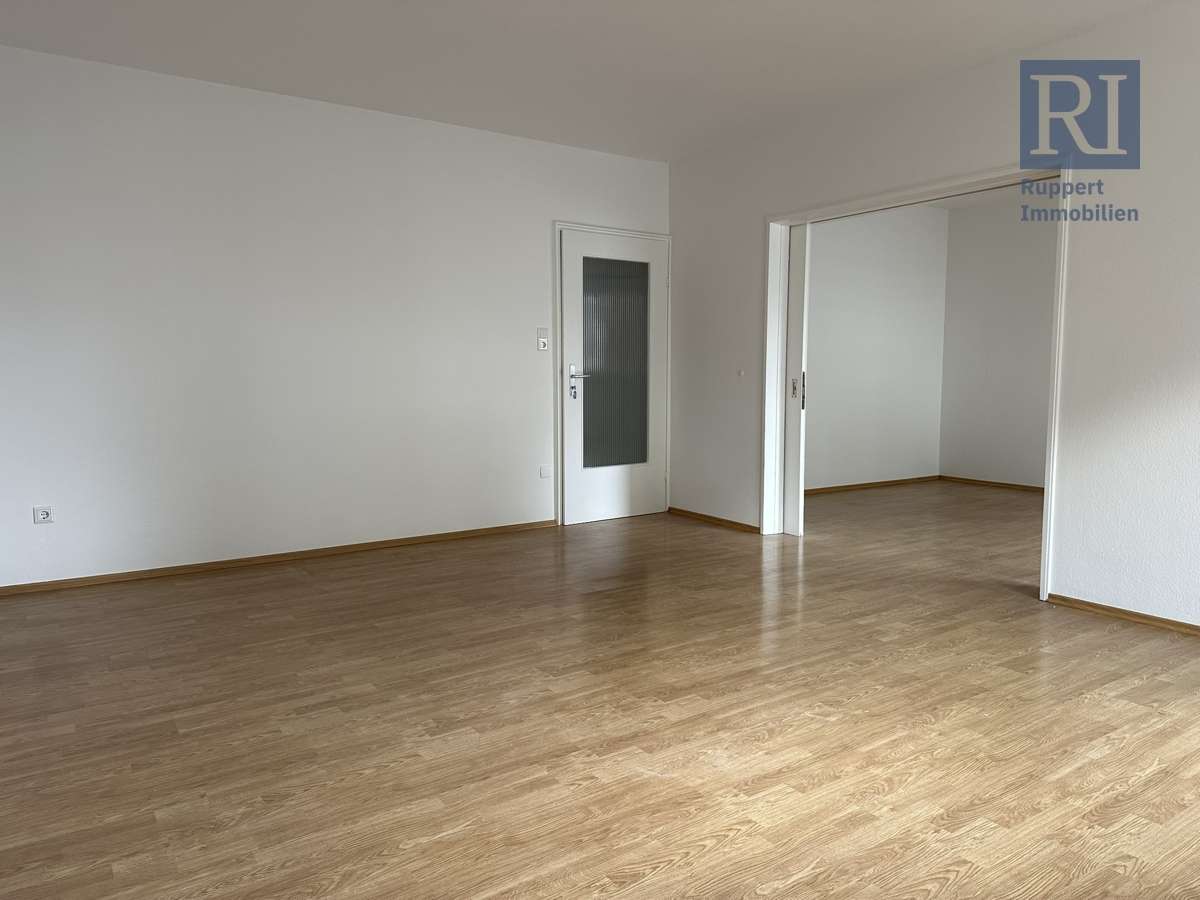 Thumbnail-Wohnung zum Mieten in Würzburg 1.075,00 € 82 m²