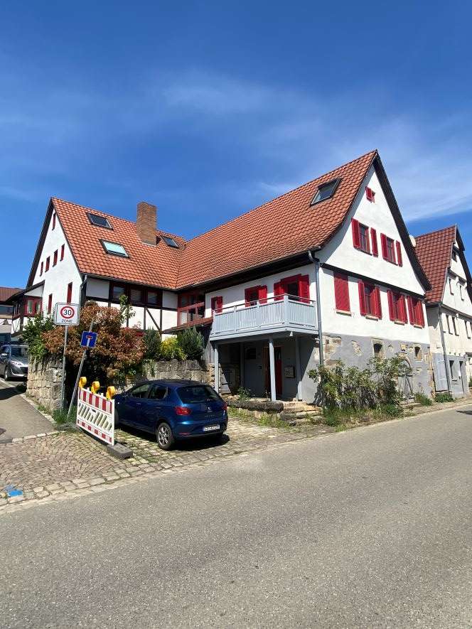 Thumbnail-Wohnung zum Kaufen in Schlaitdorf 219.000,00 € 80 m²