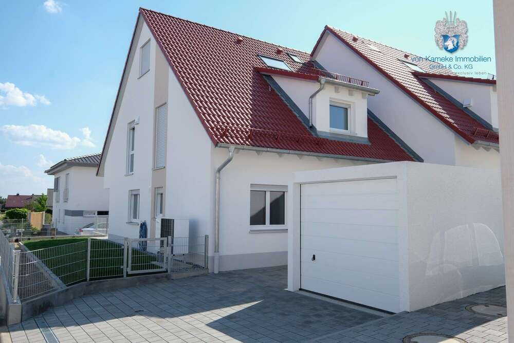 Thumbnail-Haus zum Mieten in Röttenbach 1.790,00 € 174 m²