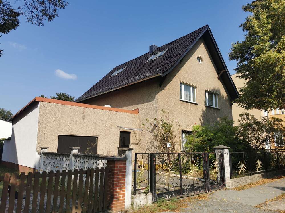 Thumbnail-Haus zum Kaufen in Oranienburg 320.000,00 € 208 m²