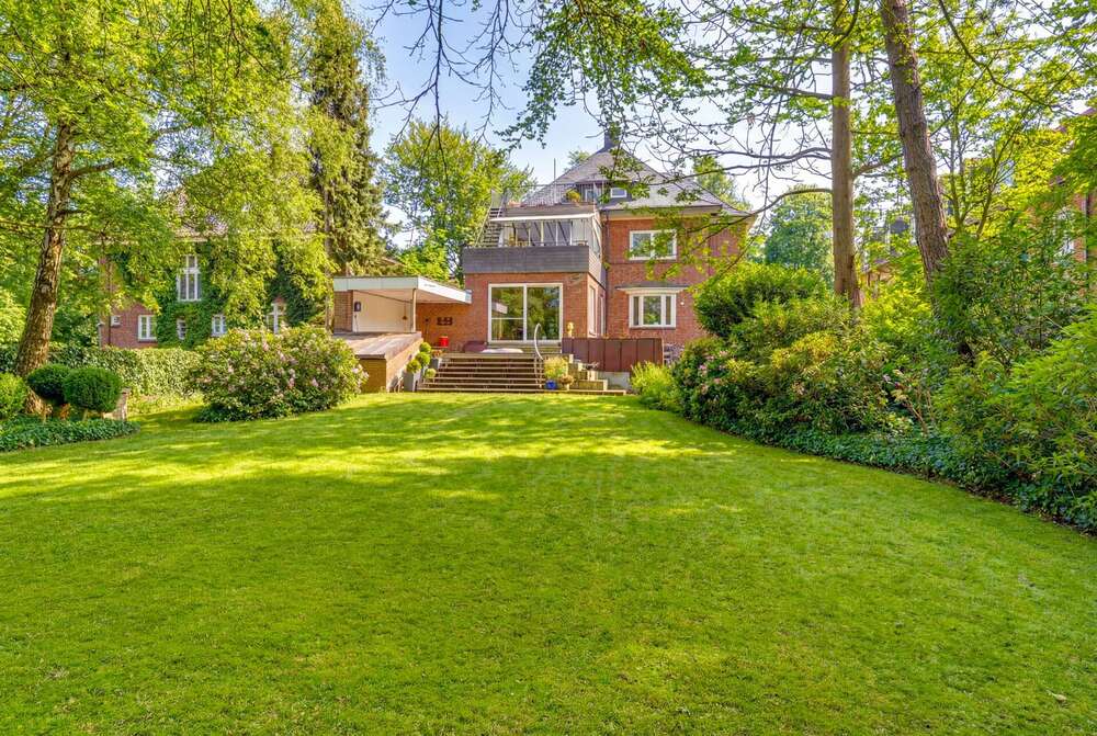 Thumbnail-Haus zum Kaufen in Flensburg 1.200.000,00 € 322.96 m²