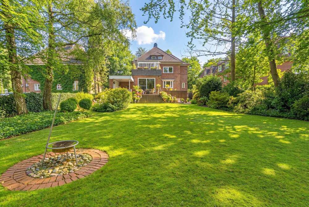 Thumbnail-Haus zum Kaufen in Flensburg 1.200.000,00 € 322.96 m²