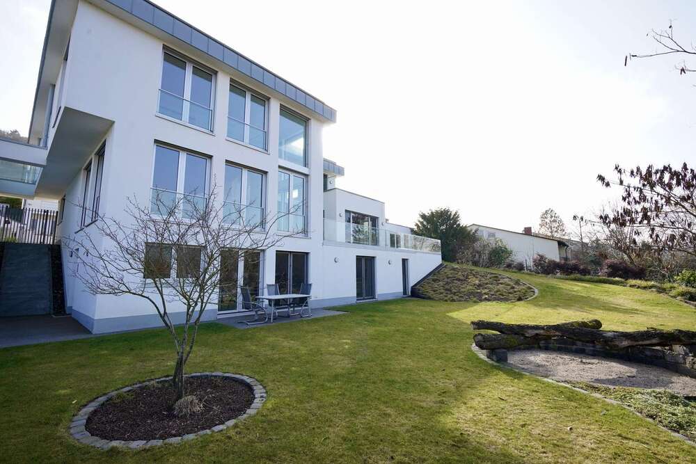 Thumbnail-Haus zum Kaufen in Bingen am Rhein 2.190.000,00 € 307 m²