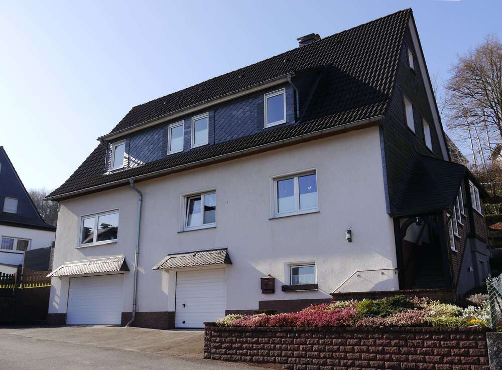 Thumbnail-Haus zum Kaufen in Brilon 269.000,00 € 180 m²