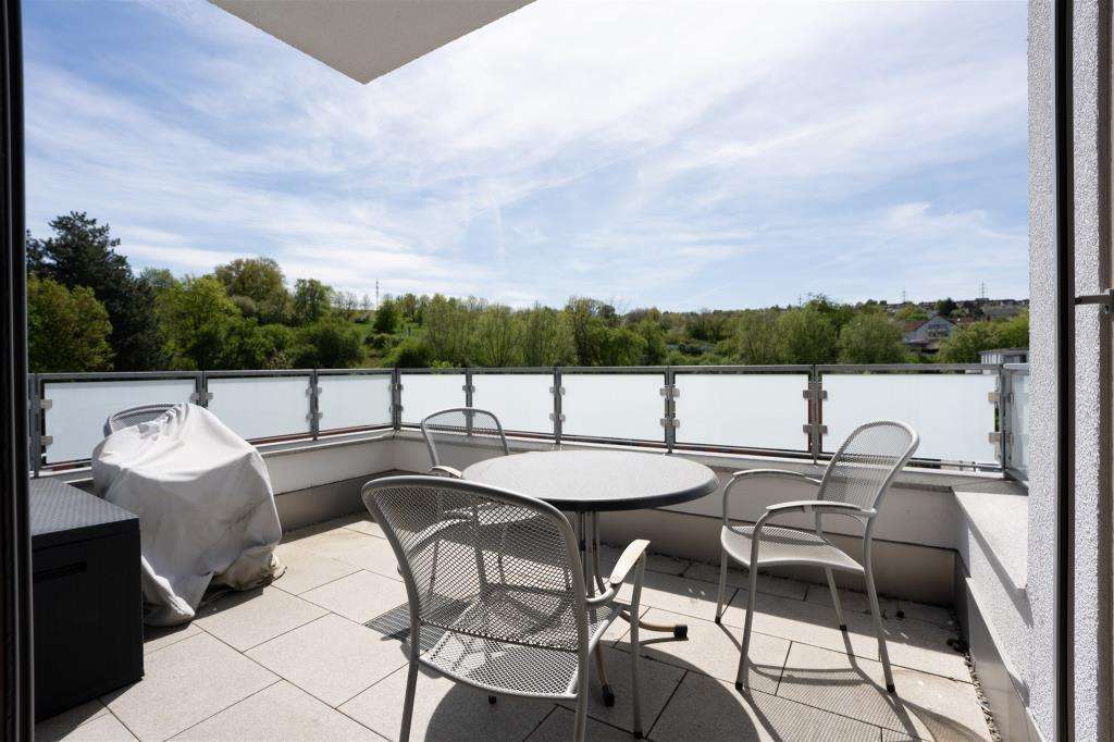 Thumbnail-Wohnung zum Kaufen in Uhingen 425.000,00 € 95.75 m²