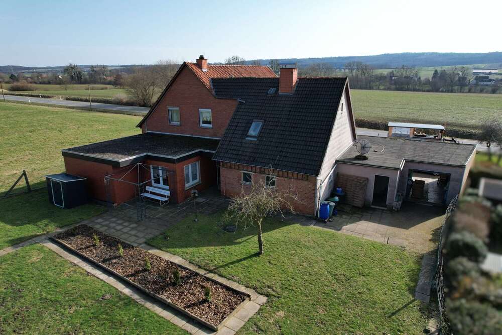 Thumbnail-Haus zum Kaufen in Auetal Kathrinhagen 170.000,00 € 228 m²