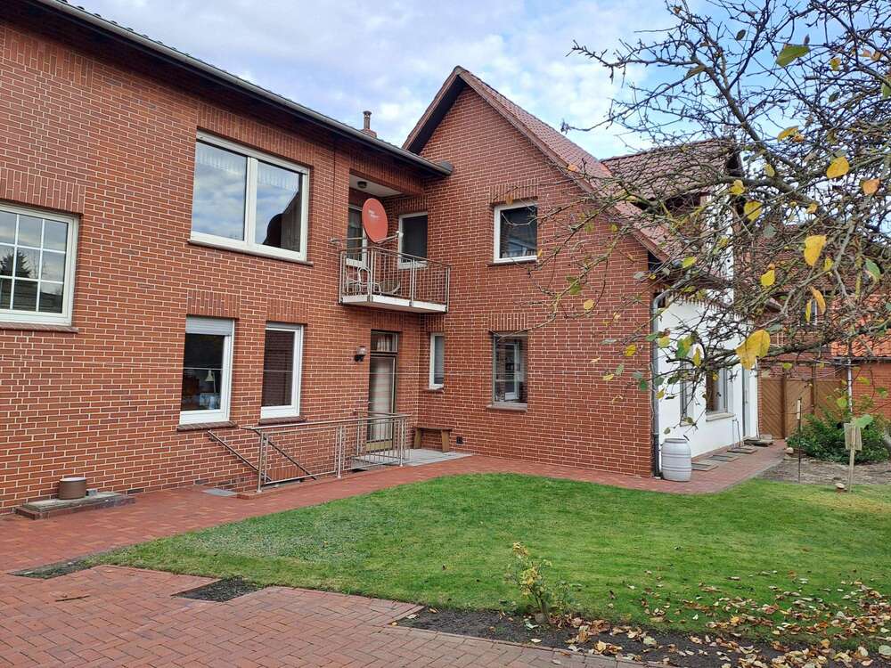 Thumbnail-Haus zum Kaufen in Petershagen 295.000,00 € 220 m²