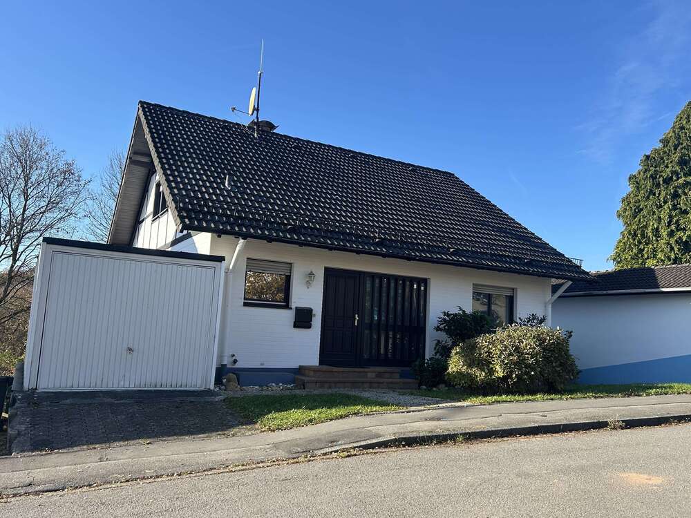 Thumbnail-Haus zum Kaufen in Burscheid 415.000,00 € 188 m²