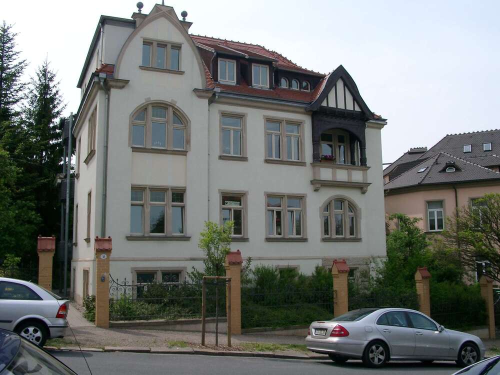 Thumbnail-Haus zum Kaufen in Dresden 1.420.000,00 € 470 m²