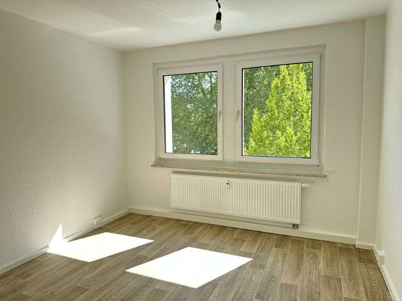 Thumbnail-Wohnung zum Mieten in Dessau-Roßlau 480,00 € 59.07 m²