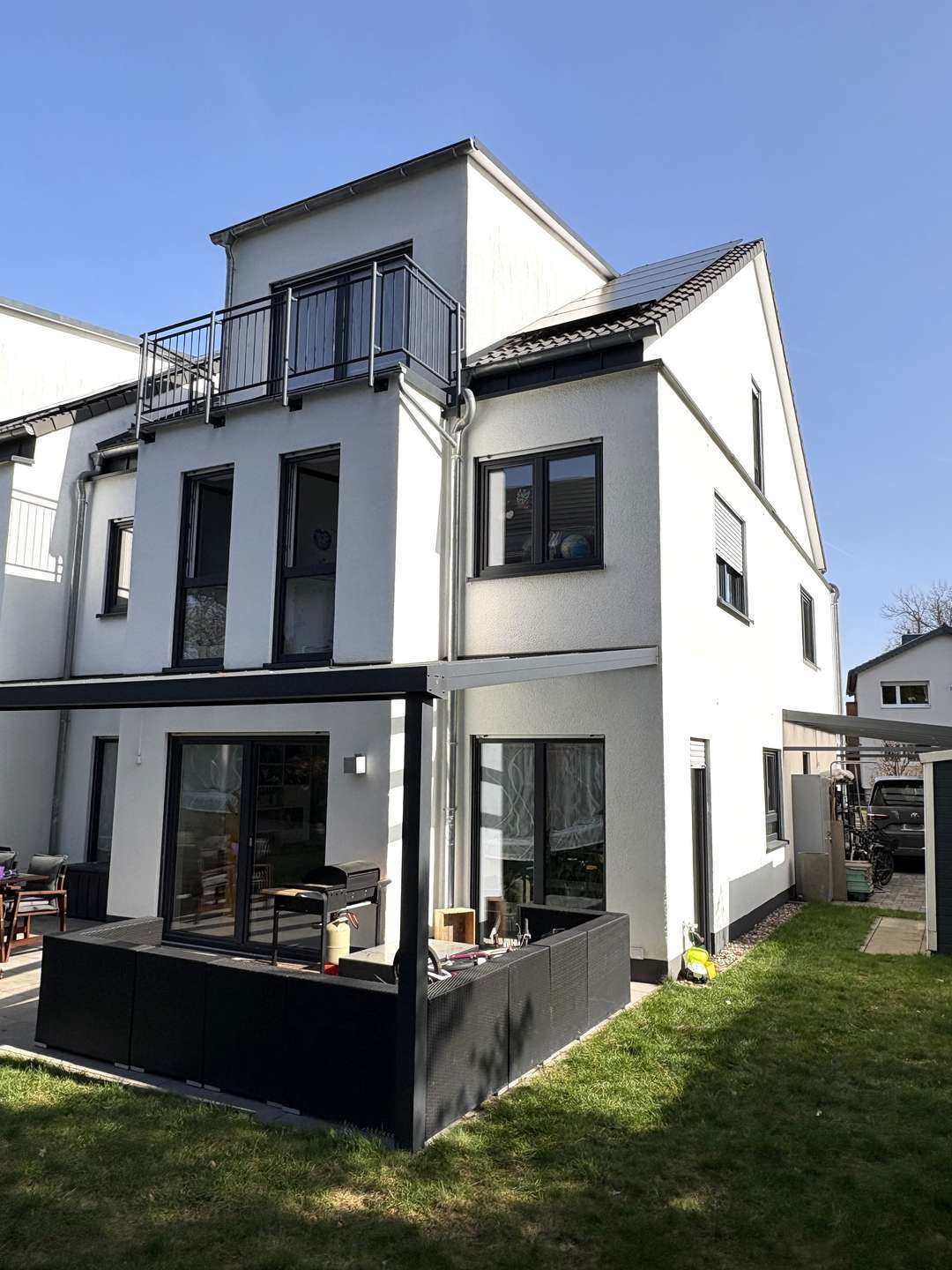 Thumbnail-Haus zum Kaufen in Heusenstamm 985.000,00 € 230 m²