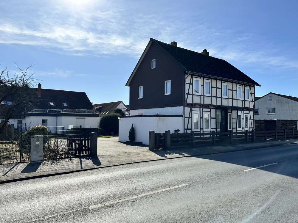 Thumbnail-Haus zum Kaufen in Braunschweig 299.000,00 € 225 m²