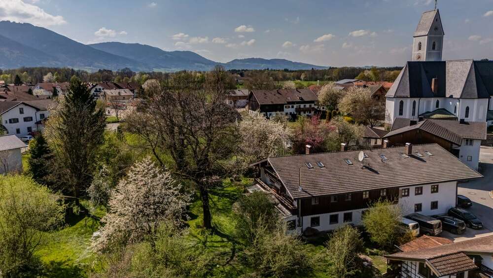 Thumbnail-Haus zum Kaufen in Raubling 525.000,00 € 450 m²