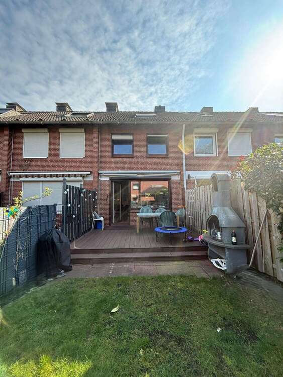 Thumbnail-Haus zum Kaufen in Norderstedt 359.000,00 € 73.93 m²