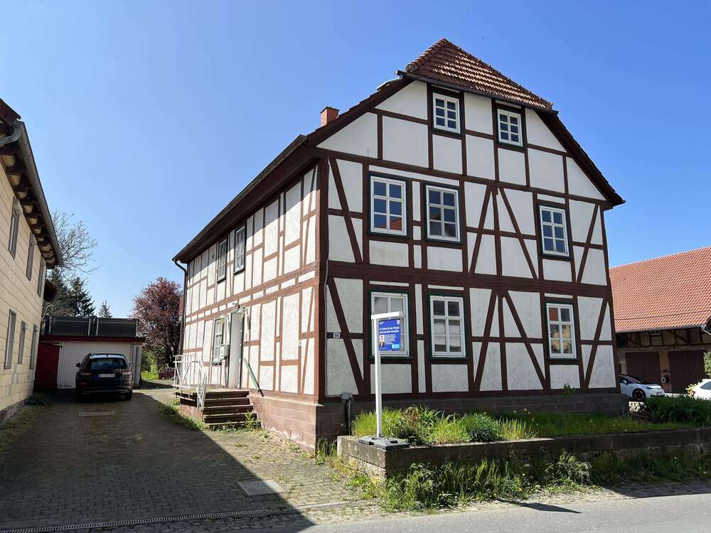 Thumbnail-Haus zum Kaufen in Northeim 198.000,00 € 196.81 m²