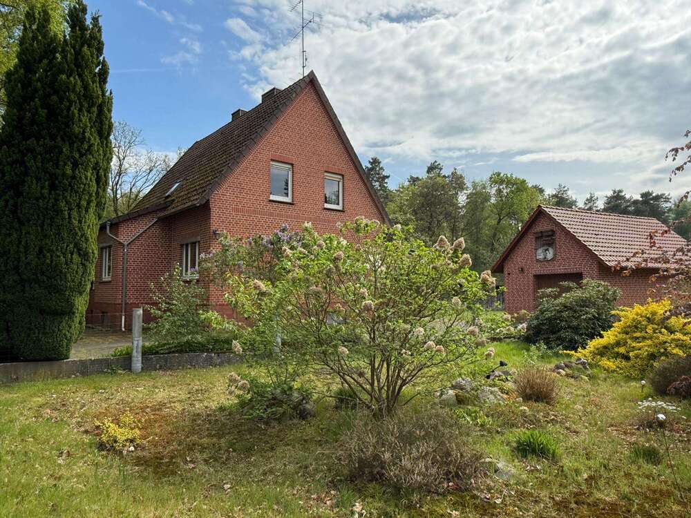 Thumbnail-Haus zum Kaufen in Ahlden 219.000,00 € 142 m²