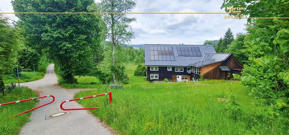 Thumbnail-Haus zum Kaufen in Breitnau 550.000,00 € 352 m²