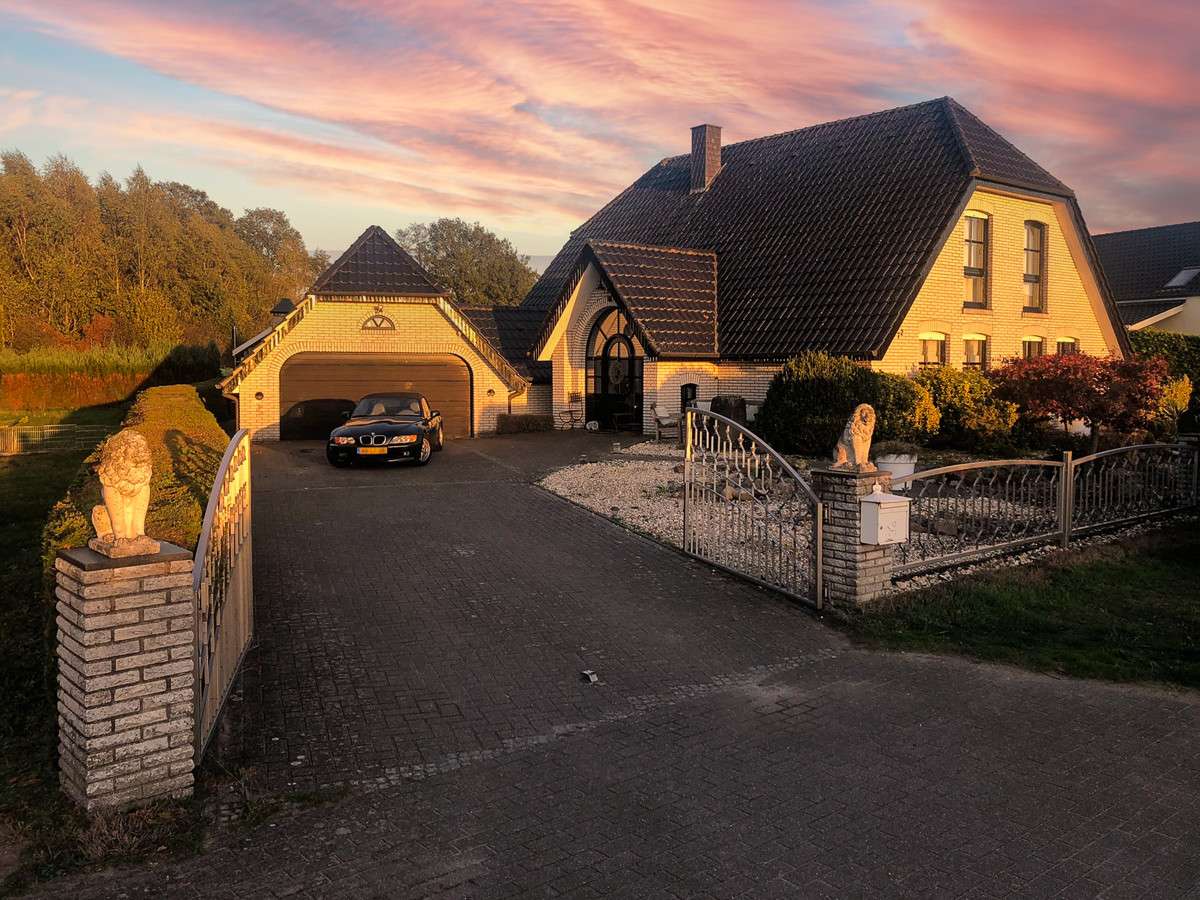 Thumbnail-Haus zum Kaufen in Neuenhaus Veldhausen 495.000,00 € 234 m²