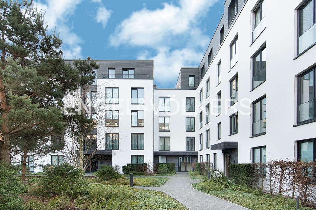 Thumbnail-Wohnung zum Kaufen in Hamburg 995.000,00 € 161 m²