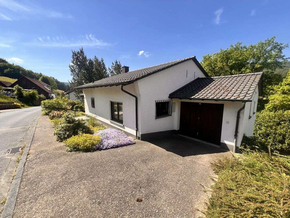 Thumbnail-Haus zum Mieten in Oberzent 1.490,00 € 151 m²