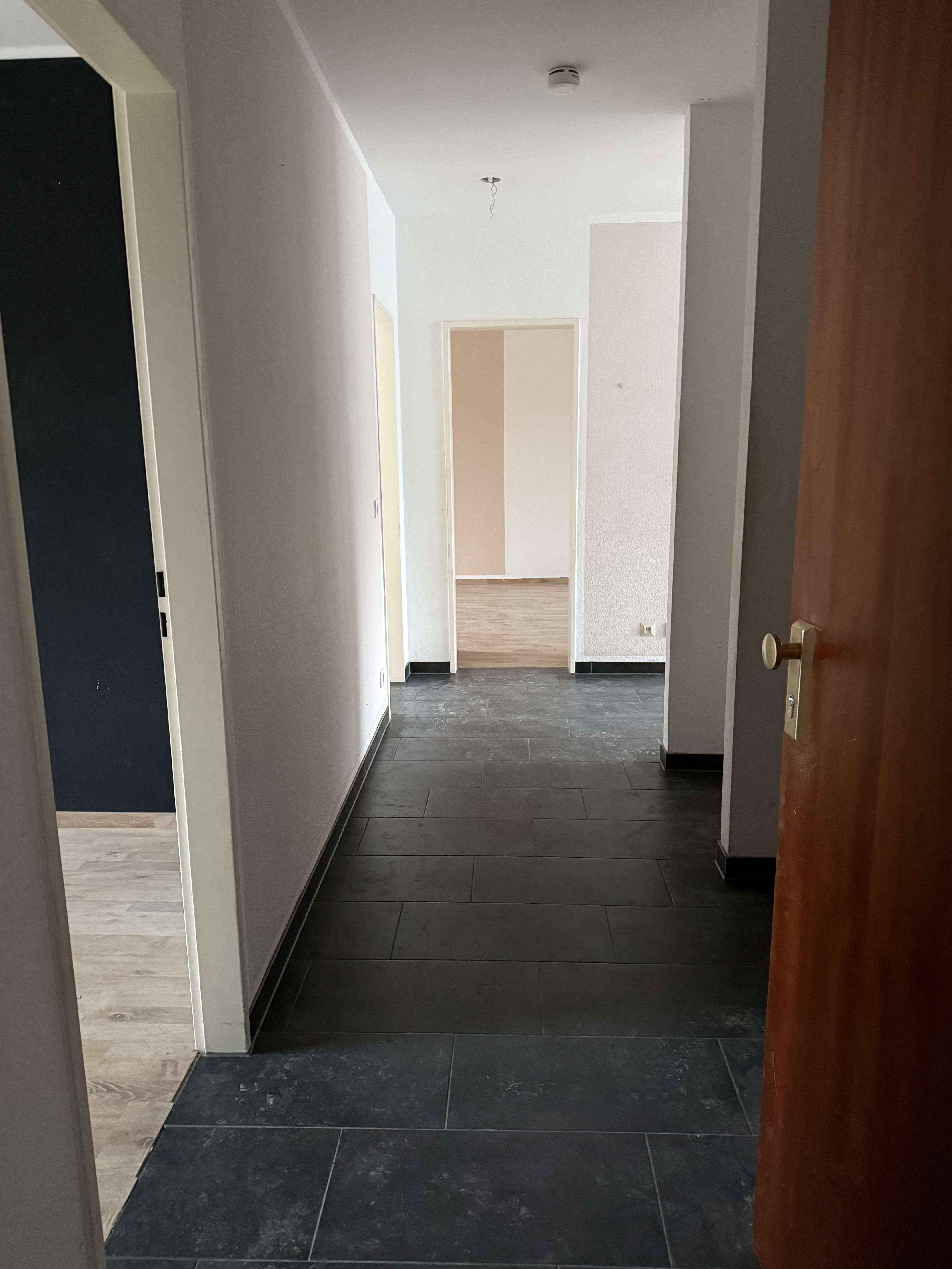 Thumbnail-Wohnung zum Mieten in Leverkusen 910,00 € 91 m²