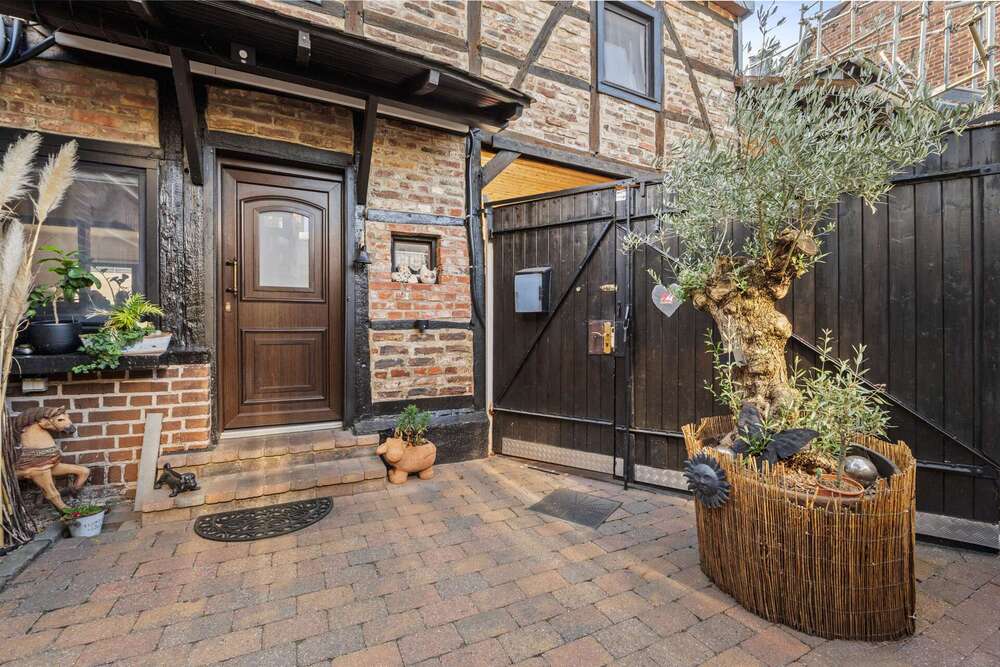 Thumbnail-Haus zum Kaufen in Erftstadt 470.000,00 € 144 m²