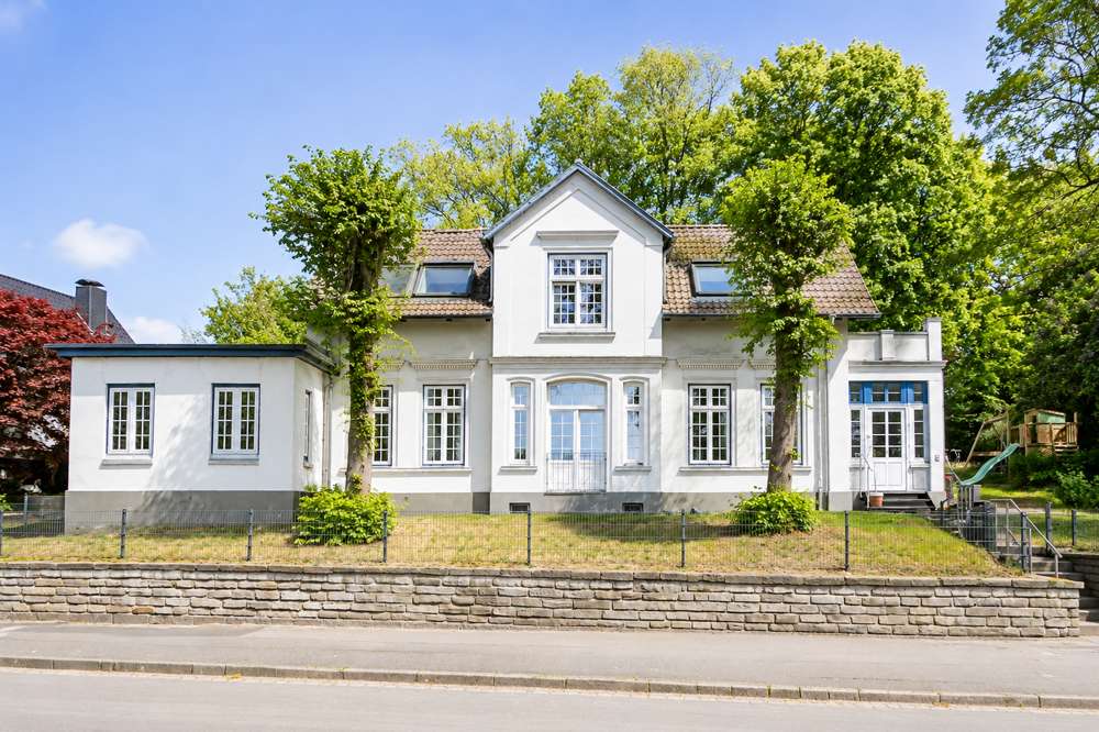 Thumbnail-Haus zum Kaufen in Hamburg 1.090.000,00 € 265 m²