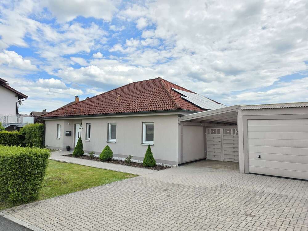 Thumbnail-Haus zum Kaufen in Stockheim 368.000,00 € 122 m²