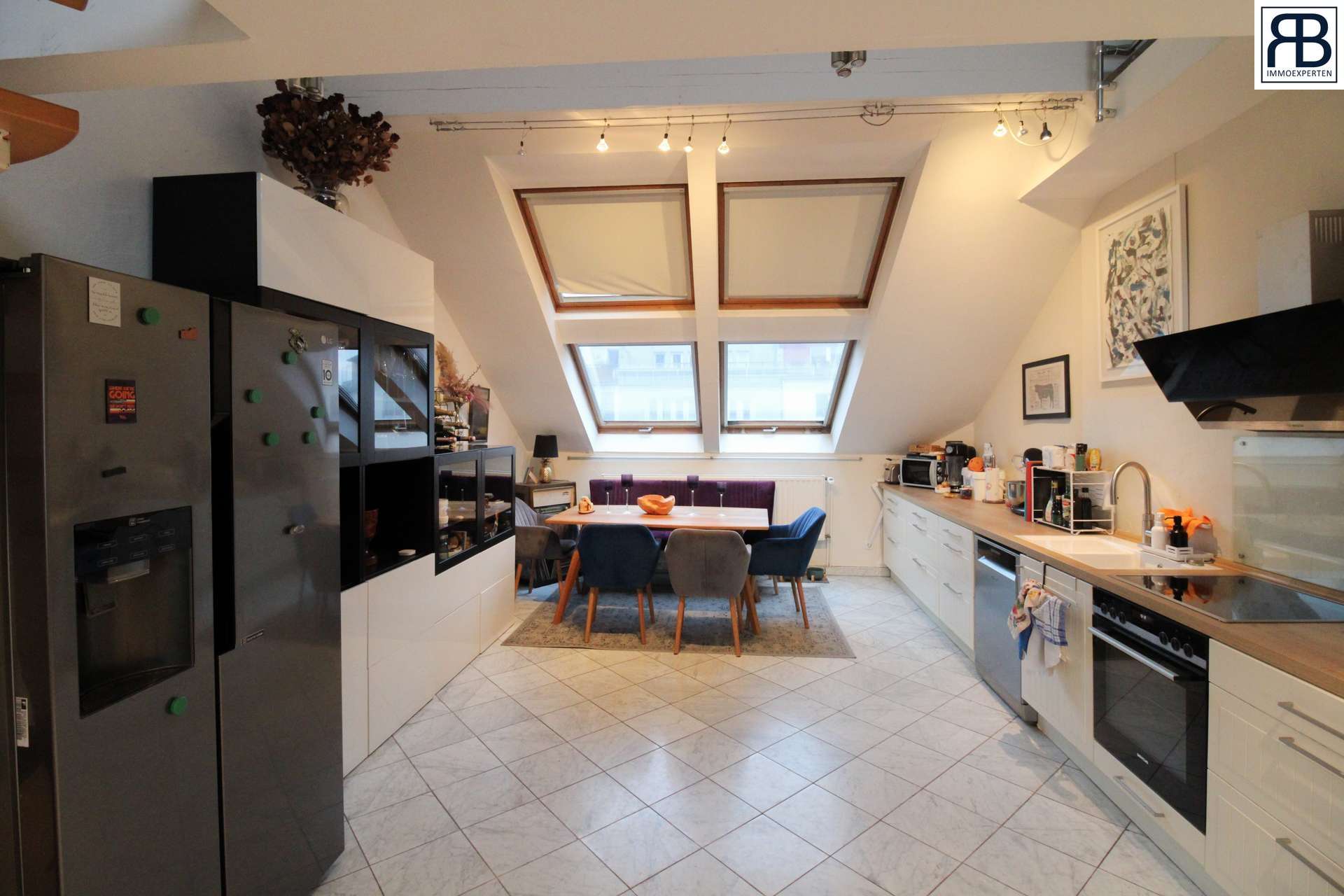 Thumbnail-Wohnung zum Kaufen in Düsseldorf 449.000,00 € 95.54 m²