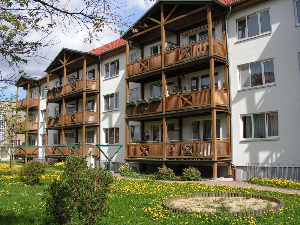 Thumbnail-Wohnung zum Mieten in Plaue 401,70 € 59.16 m²