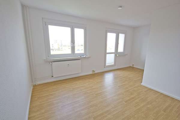 Thumbnail-Wohnung zum Mieten in Halle (Saale) 277,00 € 30.72 m²