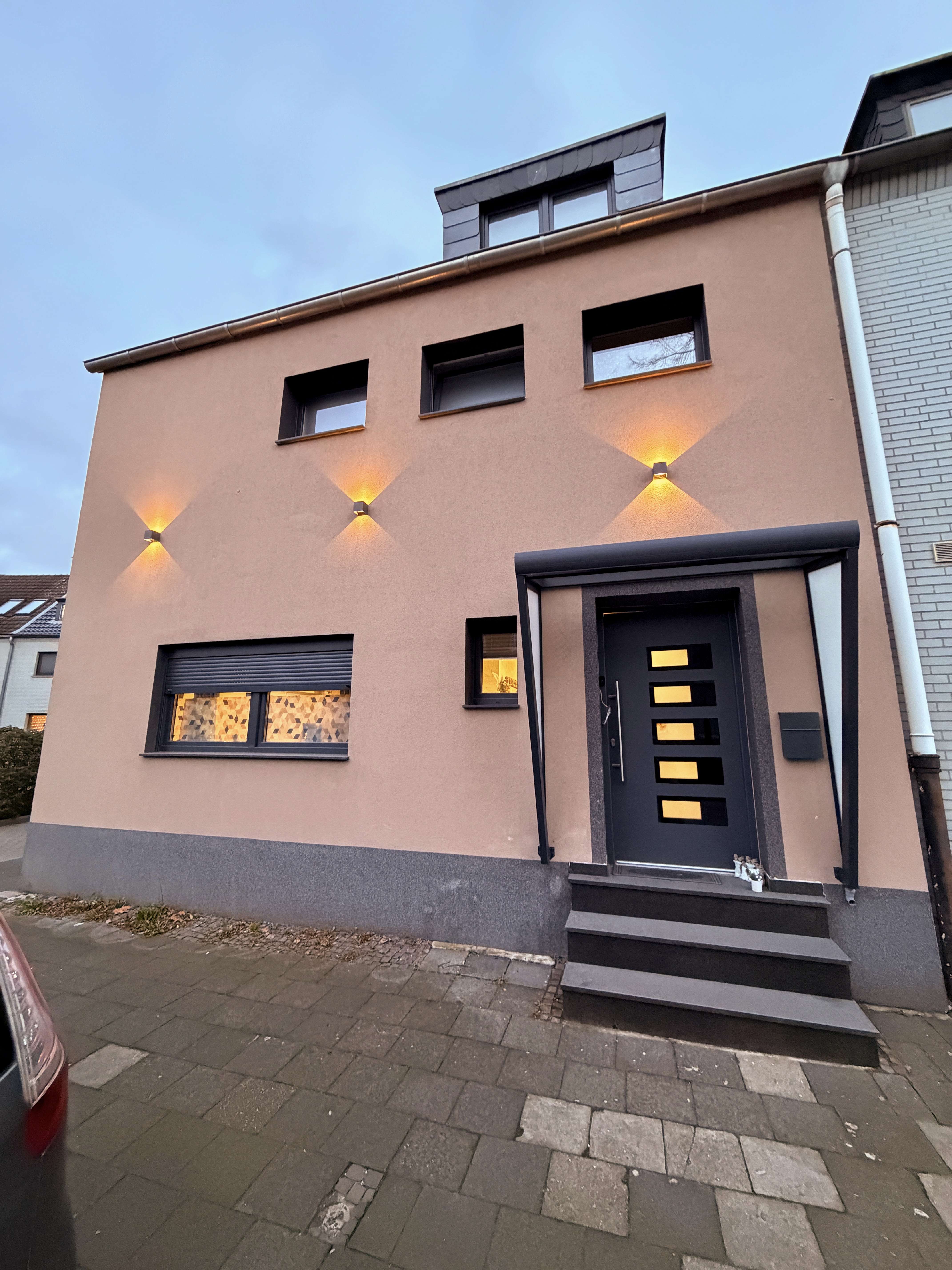 Thumbnail-Haus zum Kaufen in Duisburg 429.000,00 € 146.89 m²