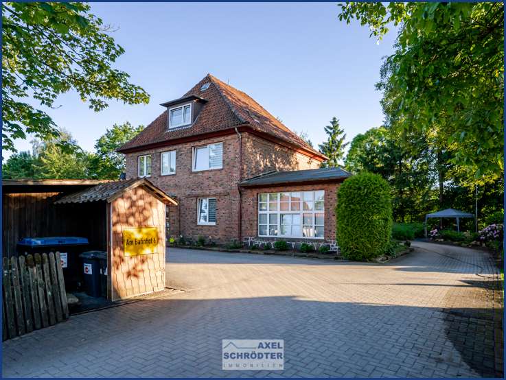 Thumbnail-Haus zum Kaufen in Bergen 325.000,00 € 302.58 m²