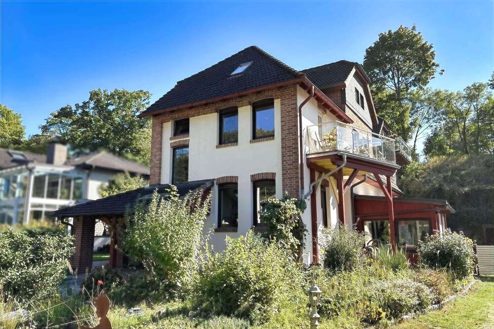 Thumbnail-Haus zum Kaufen in Geesthacht 678.000,00 € 349 m²