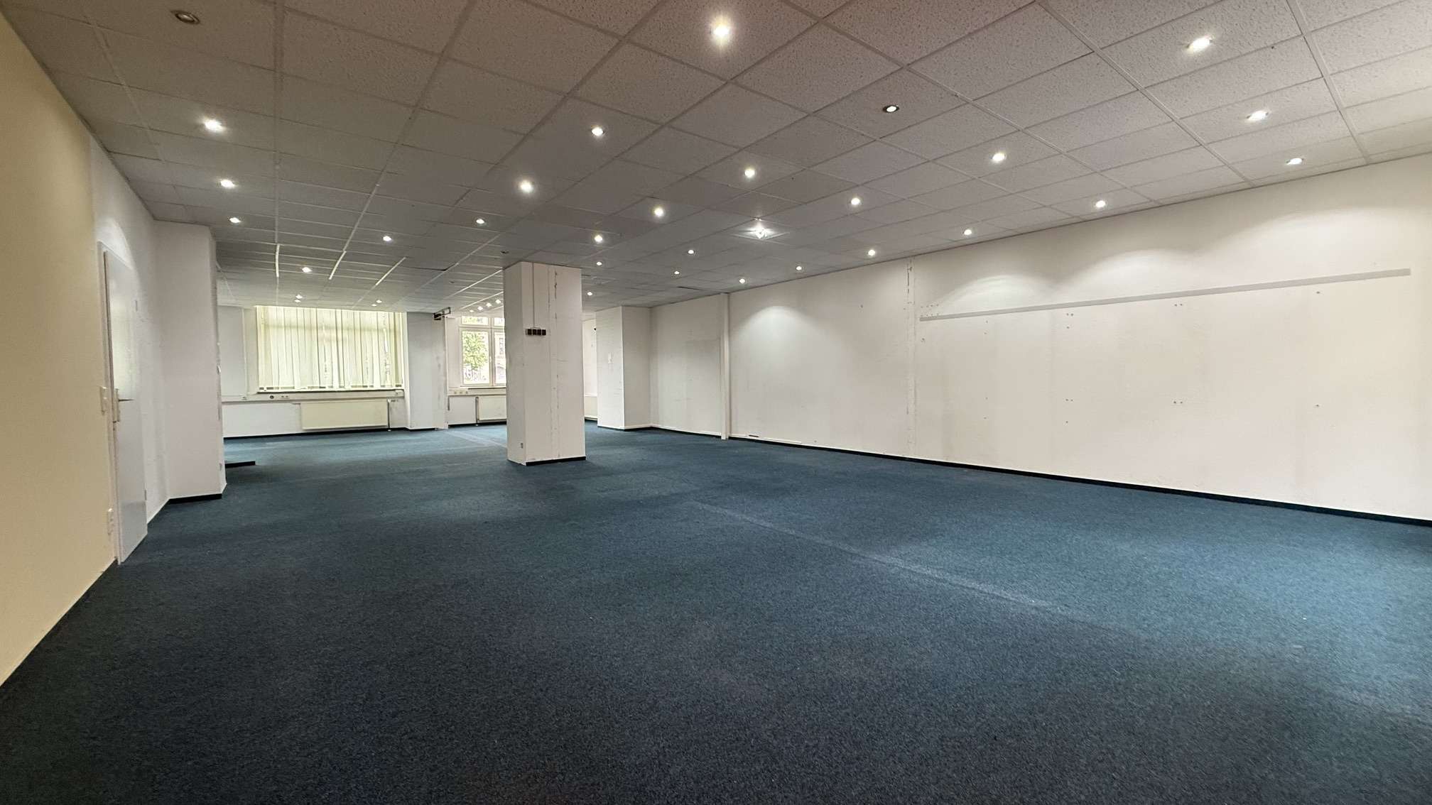 Thumbnail-Büro in Leipzig 2.375,00 € 268 m²