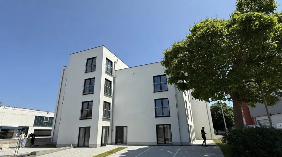 Thumbnail-Haus zum Kaufen in Ostfildern Nellingen 3.300.000,00 € 1261.49 m²