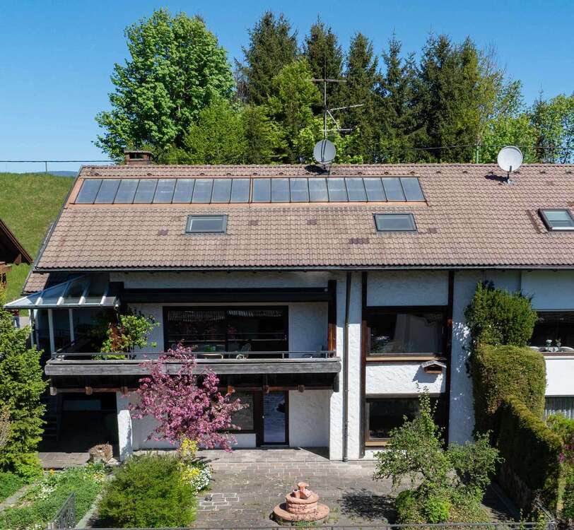 Thumbnail-Haus zum Kaufen in Blaichach Ettensberg 875.000,00 € 248.24 m²