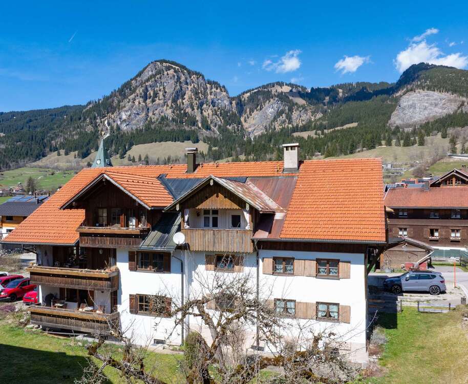 Thumbnail-Haus zum Kaufen in Bad Hindelang Bad Oberdorf 1.580.000,00 € 519 m²